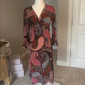 Vibrant Paisley V-Neck Dress